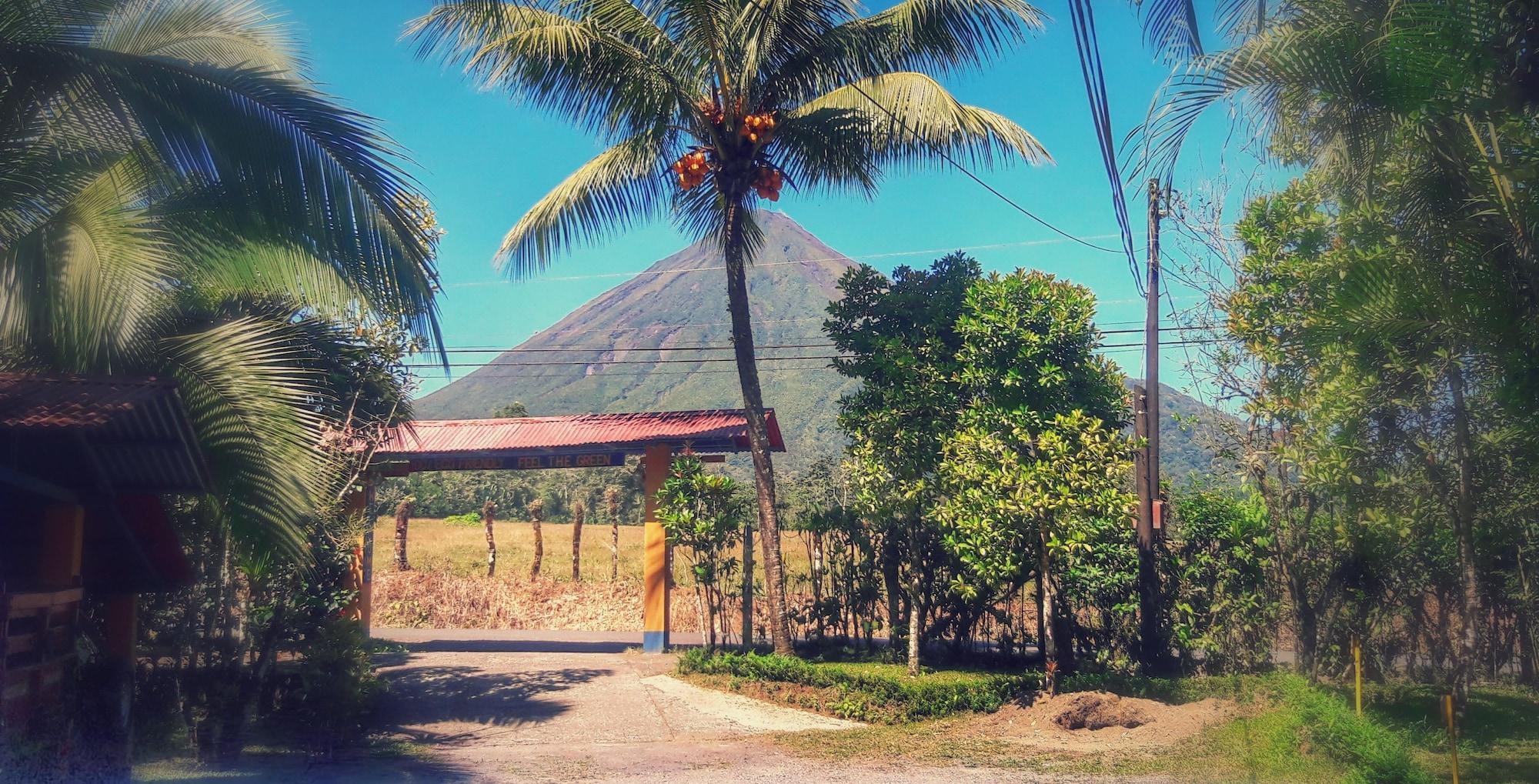Cerro Chato Ecolodge