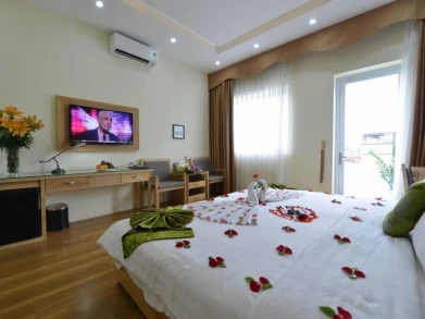 Blue Hanoi Inn Hotel