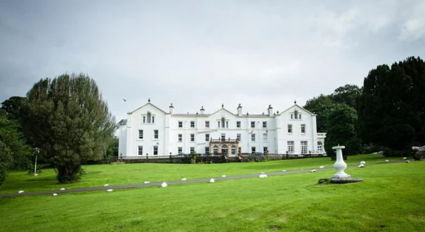 Court Colman Manor