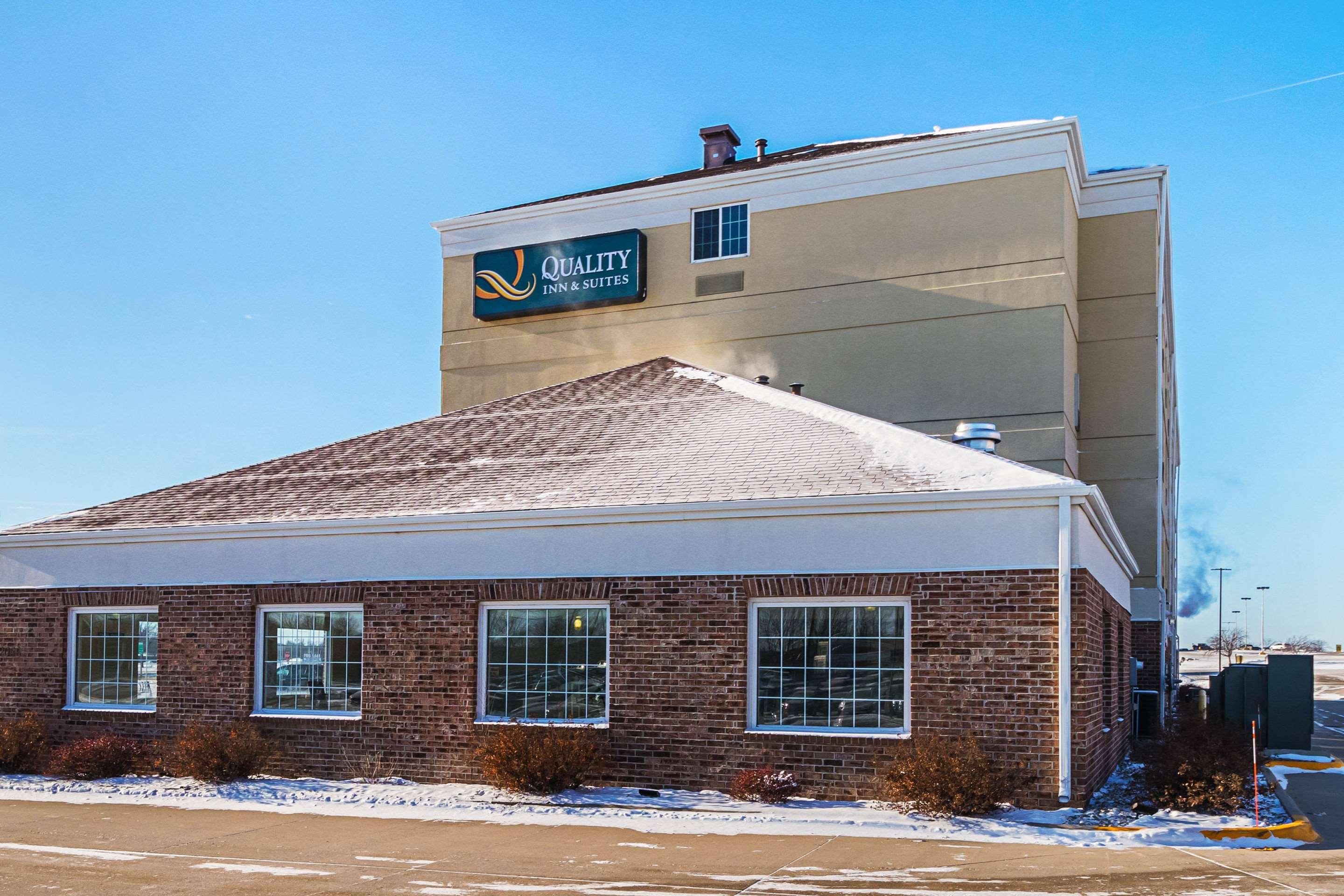 Suburban Extended Stay Hotel Waterloo - Cedar Fall