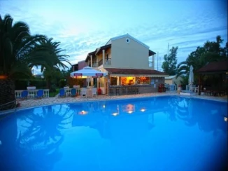 Zefiros Traditional Hotel