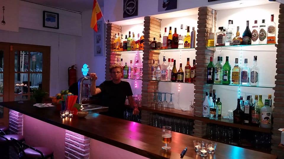 bar de copas μωρό μου