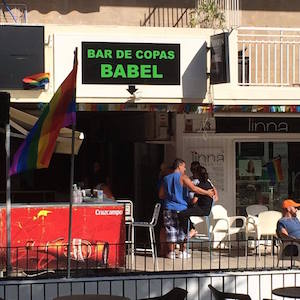 Bar De Copas Babel Schwulenbar in Torremolinos