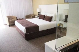 Elkira Motel