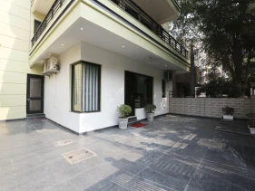 OYO 27674 Dhairya Residency