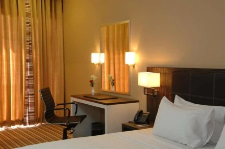 West Inn