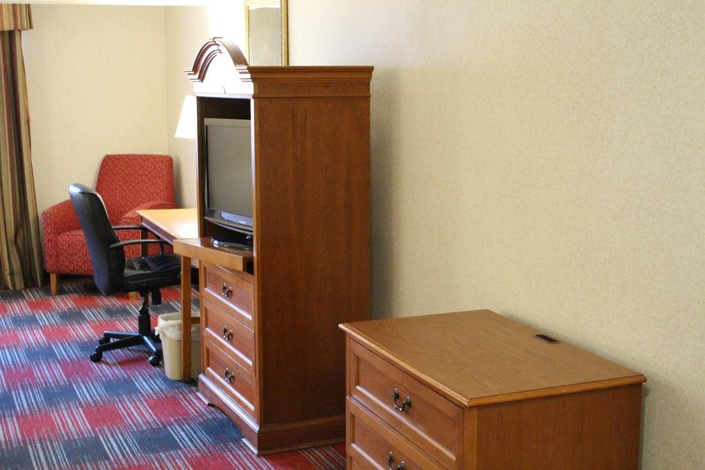Quality Inn & Suites Oceanside Near Camp Pendleton