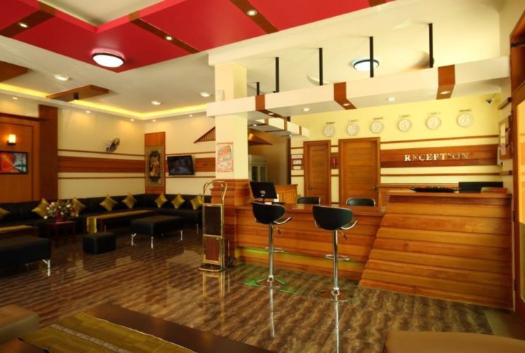 Royal Green Hotel