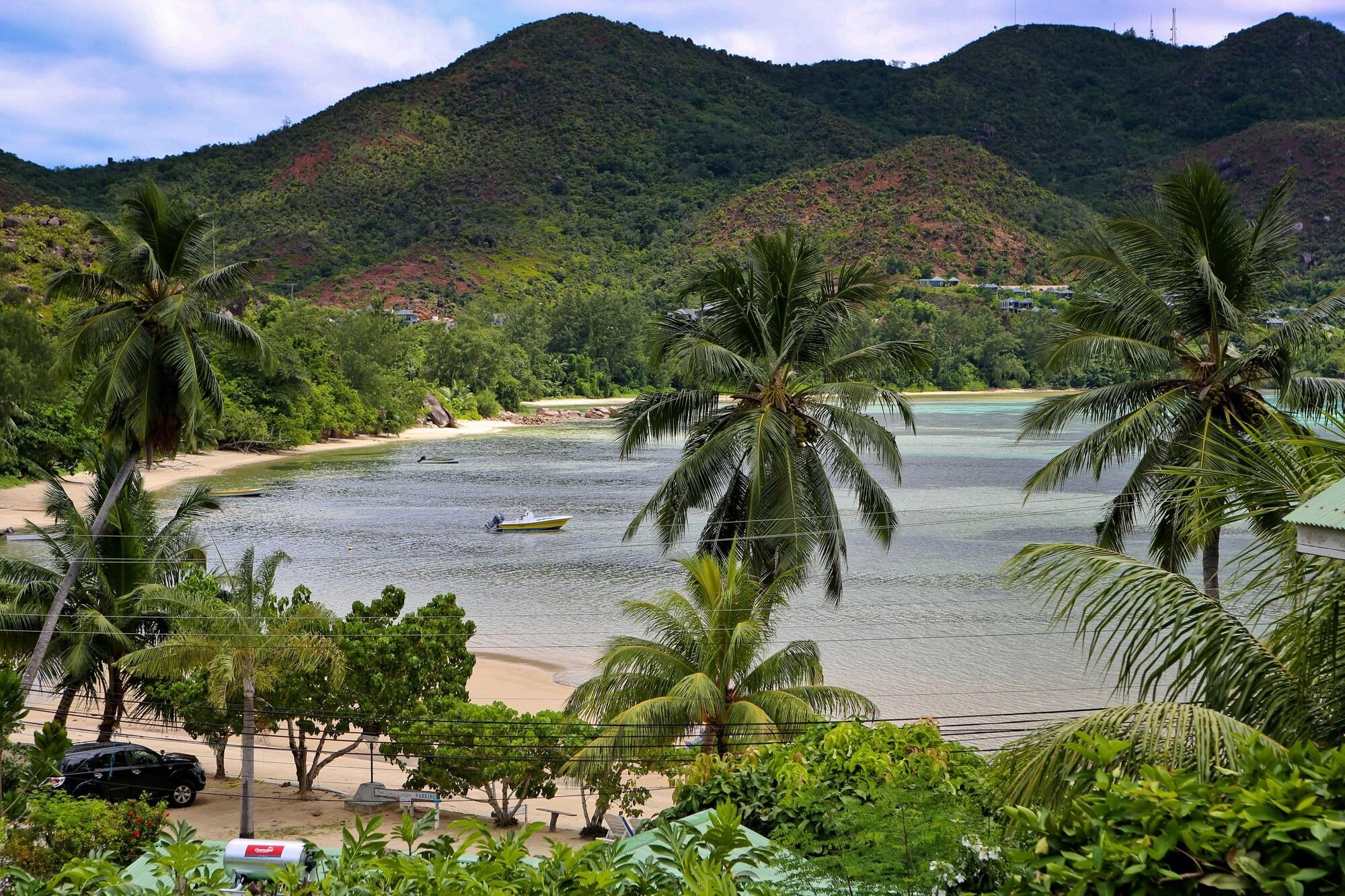 Sea View Lodge