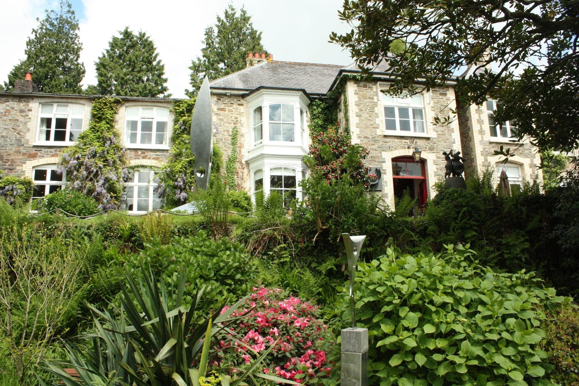 Broomhill Art Hotel