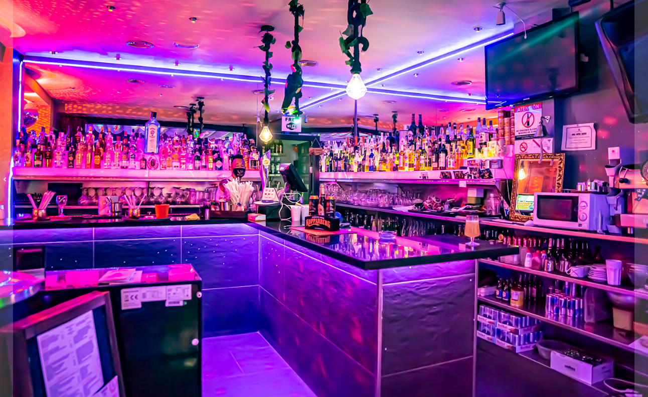 Parrots Pub, Gran Canaria - gay bar