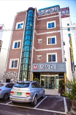 Moiri Guesthouse - Hostel