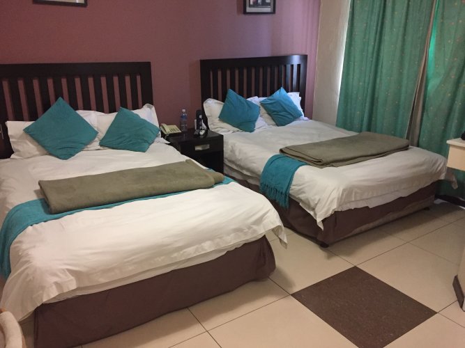 Fordsburg Inn Hotel