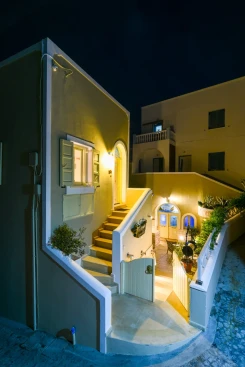 Suite Home Santorini