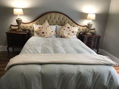The Caxton Lodge At Quigney