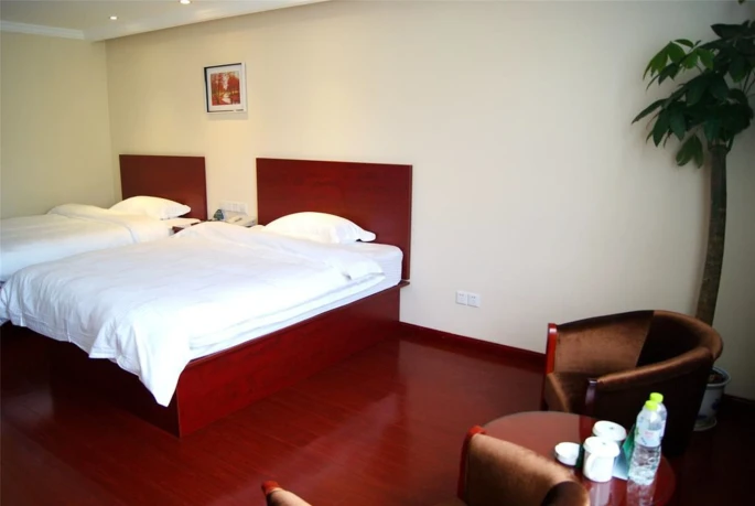 GreenTree Inn Qingdao Zhengyang Road Jiajiayuan Shopping Center Hotel