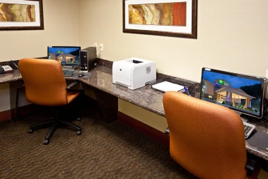 Holiday Inn Express and Suites Ripley