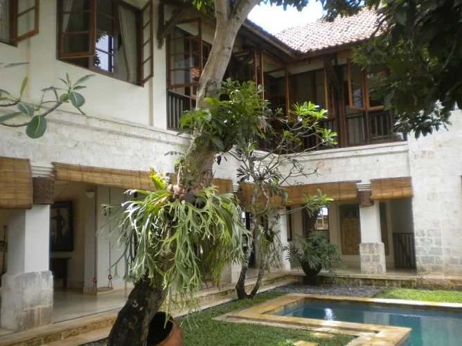 Taman Suci Villa