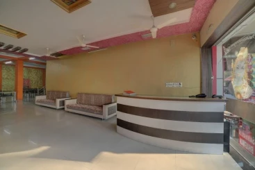 Shri Sai Paradise Hotel & Restaurant