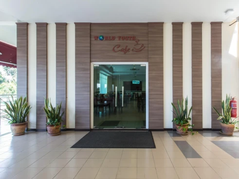 World Youth Hotel