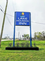 Lake Houma Inn