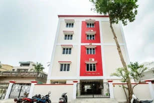 Capital O 48264 Stay Inn Luxury Service Apartments