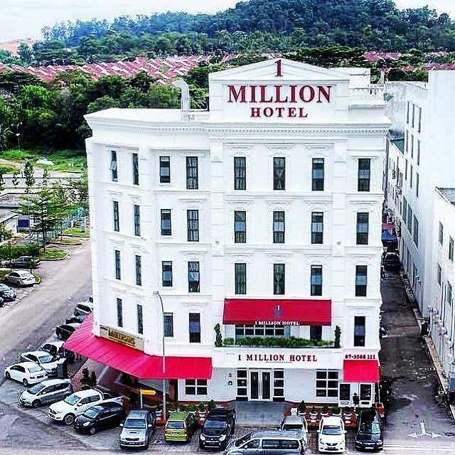 1 Million Hotel