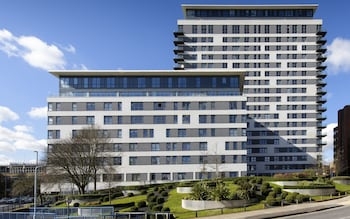 Smart Stay Skyline Plaza