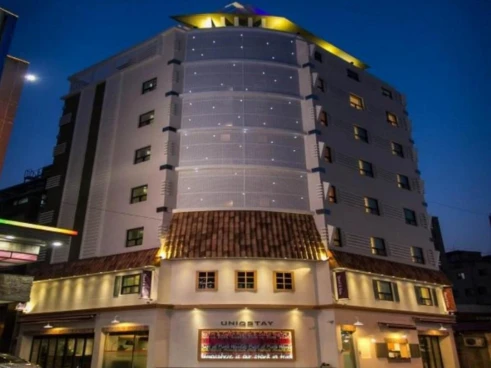 Uniqstay Bed & Breakfast