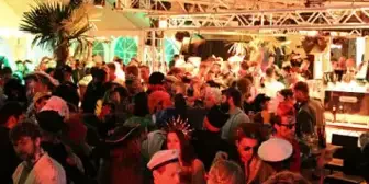 Hennes' Terrasse (Closed)