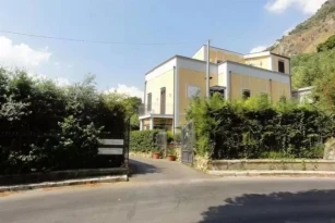 Villa Montereale B&B