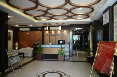 Hotel Ajuba Residency