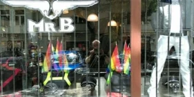 Signor B