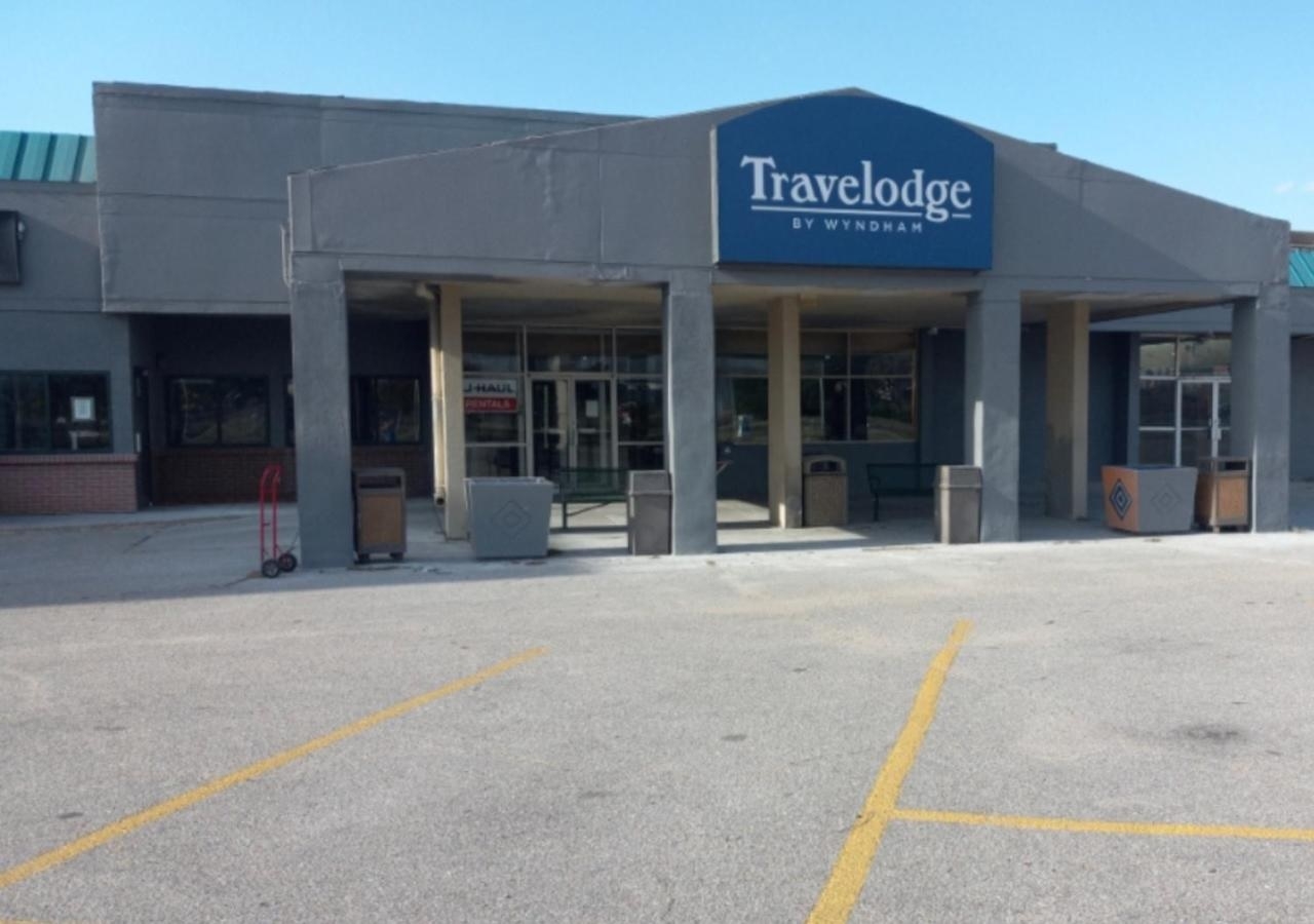 Travelodge By Wyndham Lincoln Northeast