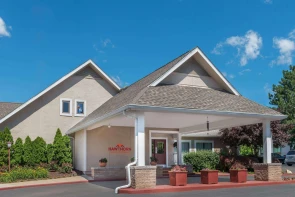 Hawthorn Suites By Wyndham St. Louis Westport Pla