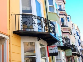 Aquarium Guest House