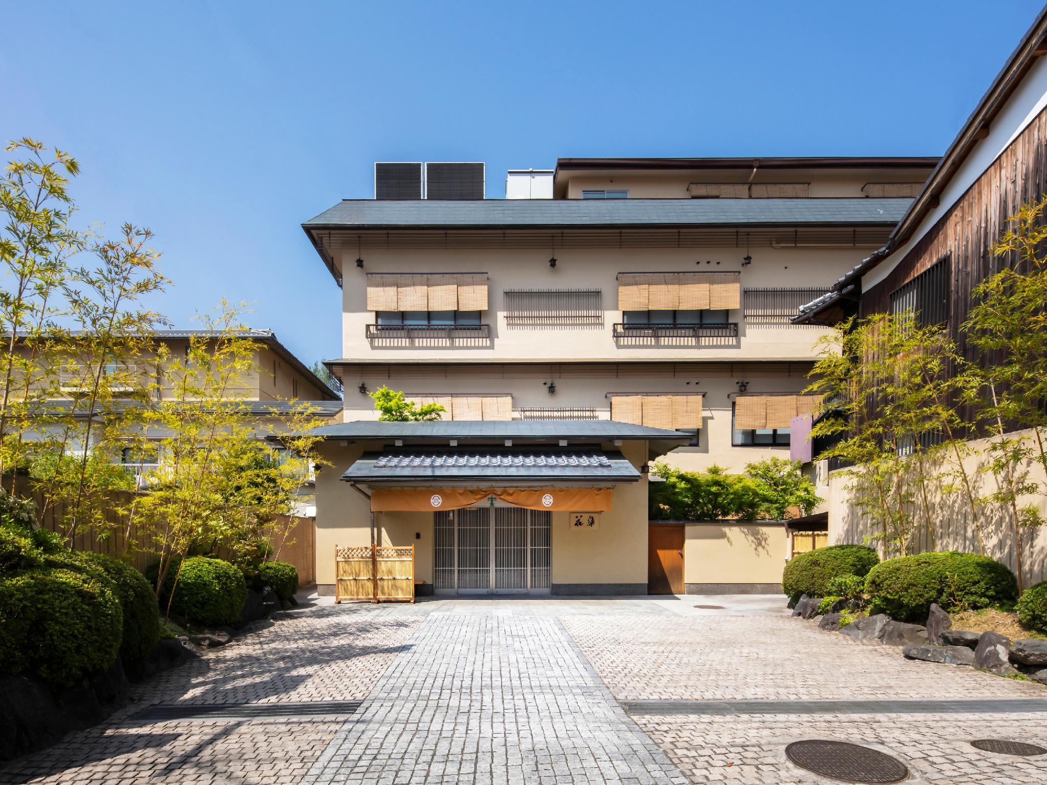 Ryori Ryokan Karaku