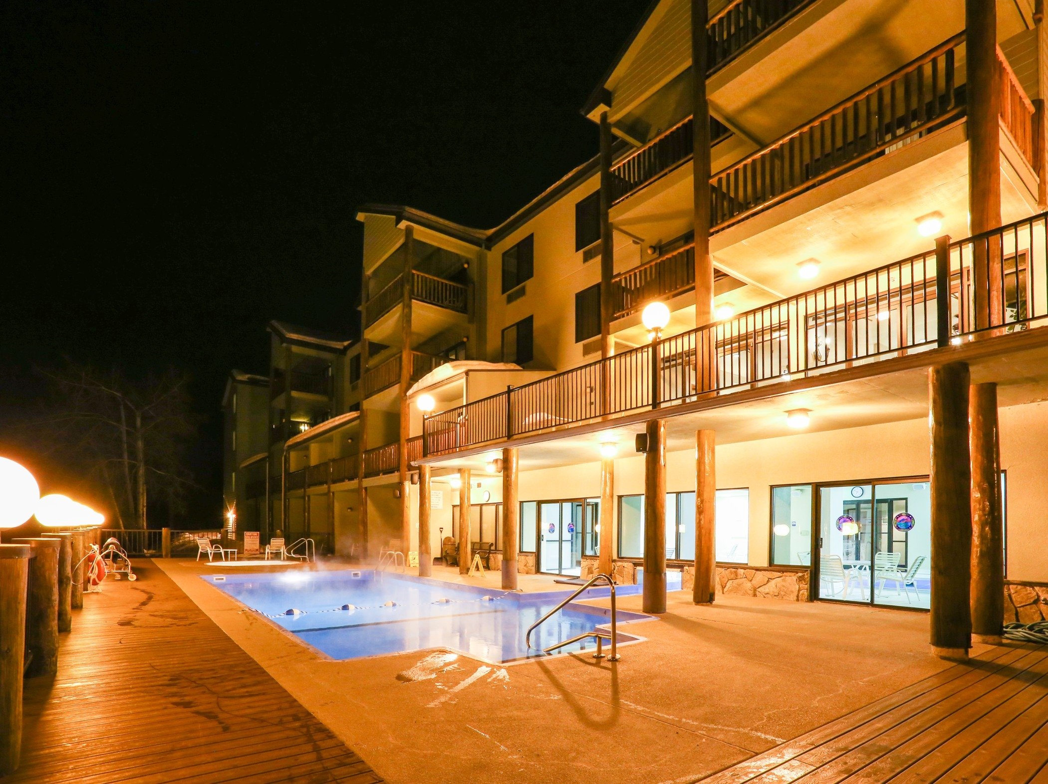 The Pine Lodge on Whitefish River