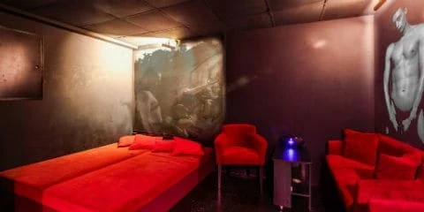 IMPERIA Men's Cruising Party