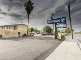 Sky Riders Motel