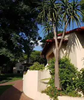 Villa Botanica Executive Guest House