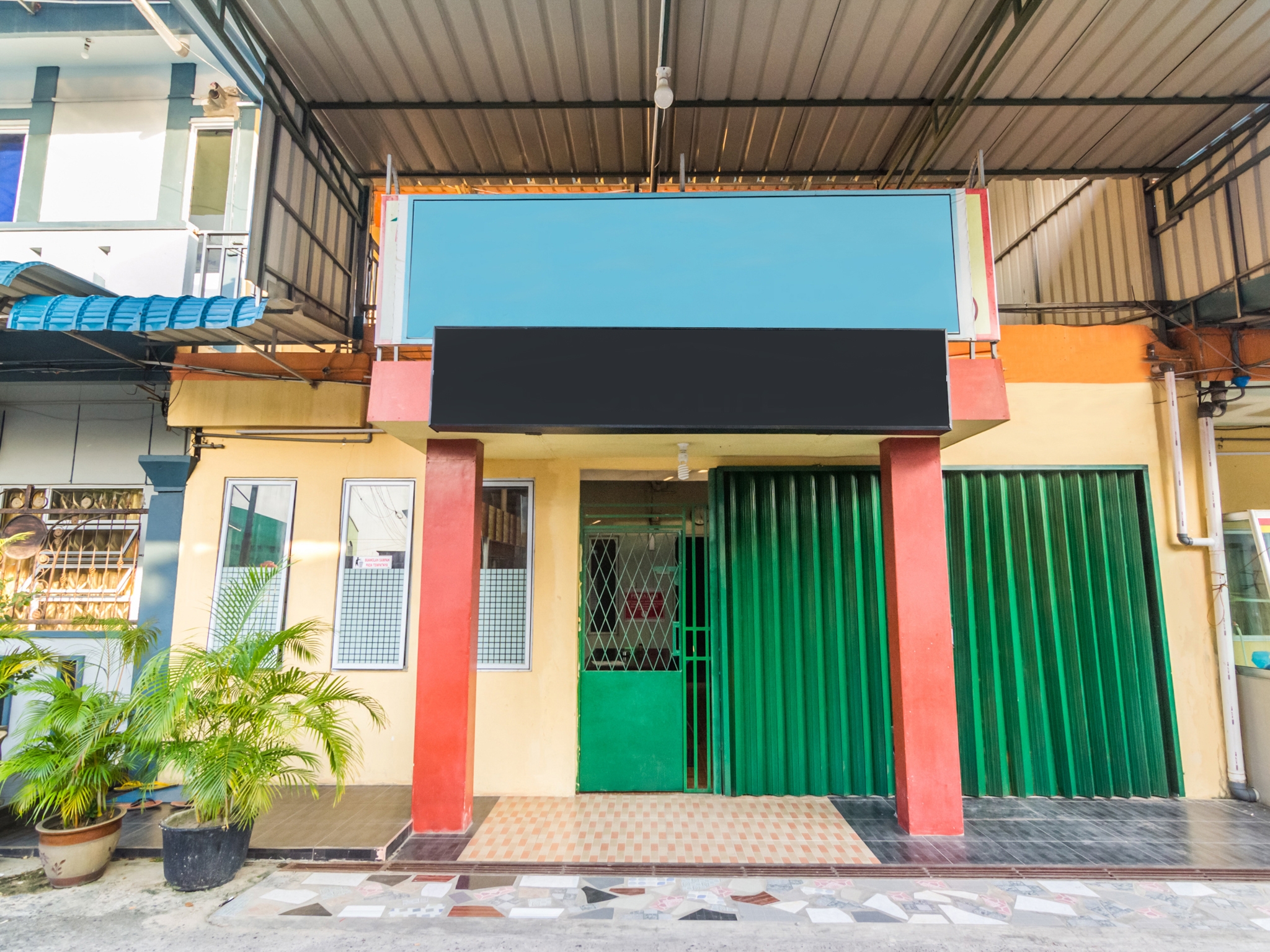 Oyo Life 2572 Tachi Stay Guest House Syariah