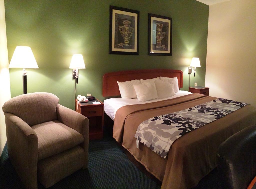 Sleep Inn & Suites Danville Area