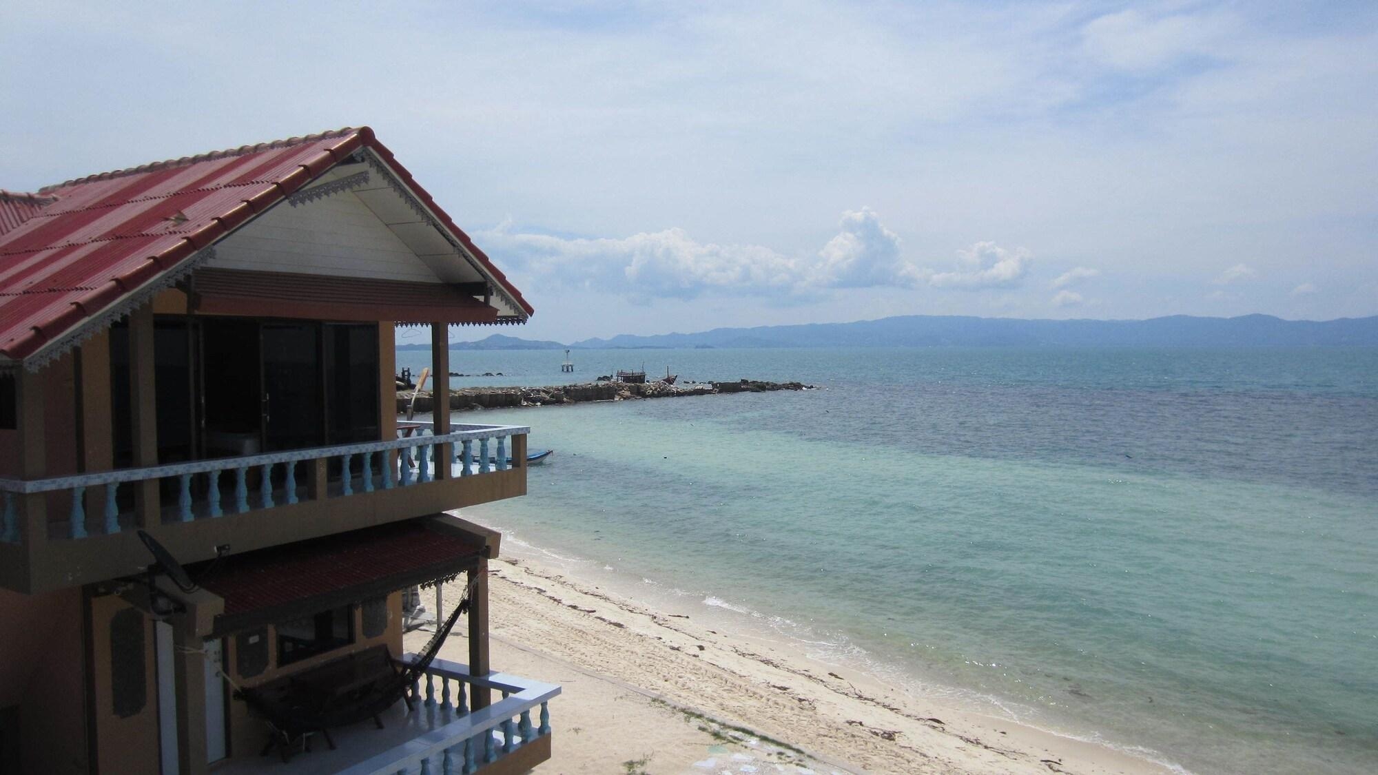 Charung Backpackers