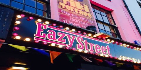 Eazy Street Gay Bar Newcastle Upon Tyne all'aperto