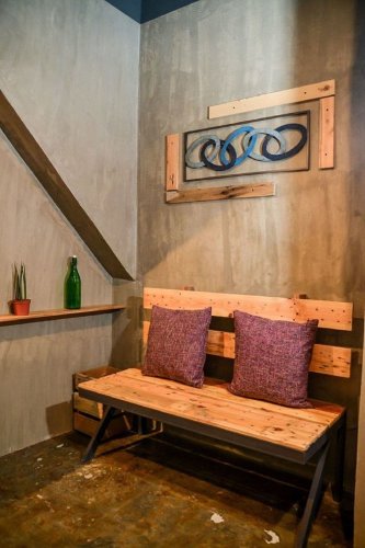 Bhive Hotel