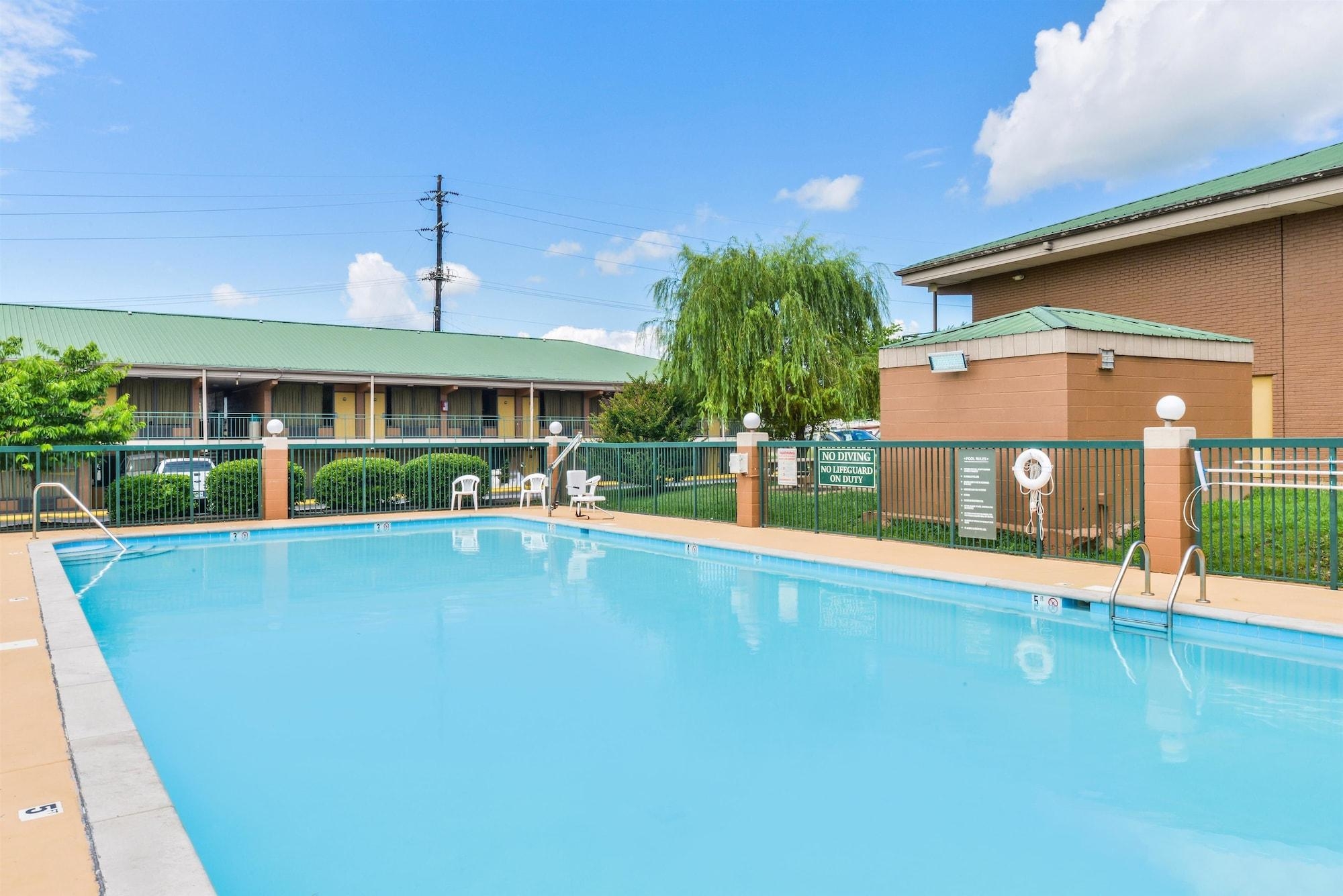 Americas Best Value Inn-Goodlettsville/N. Nashvill