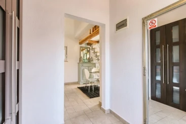 Villa Marizella Guest House