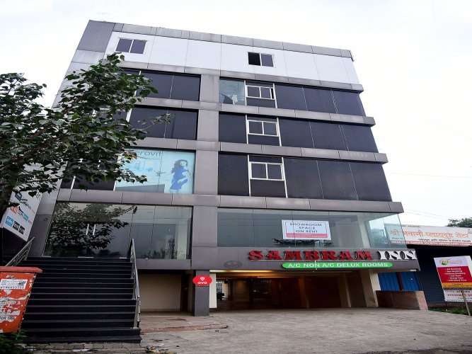 OYO 9910 Sambram Inn