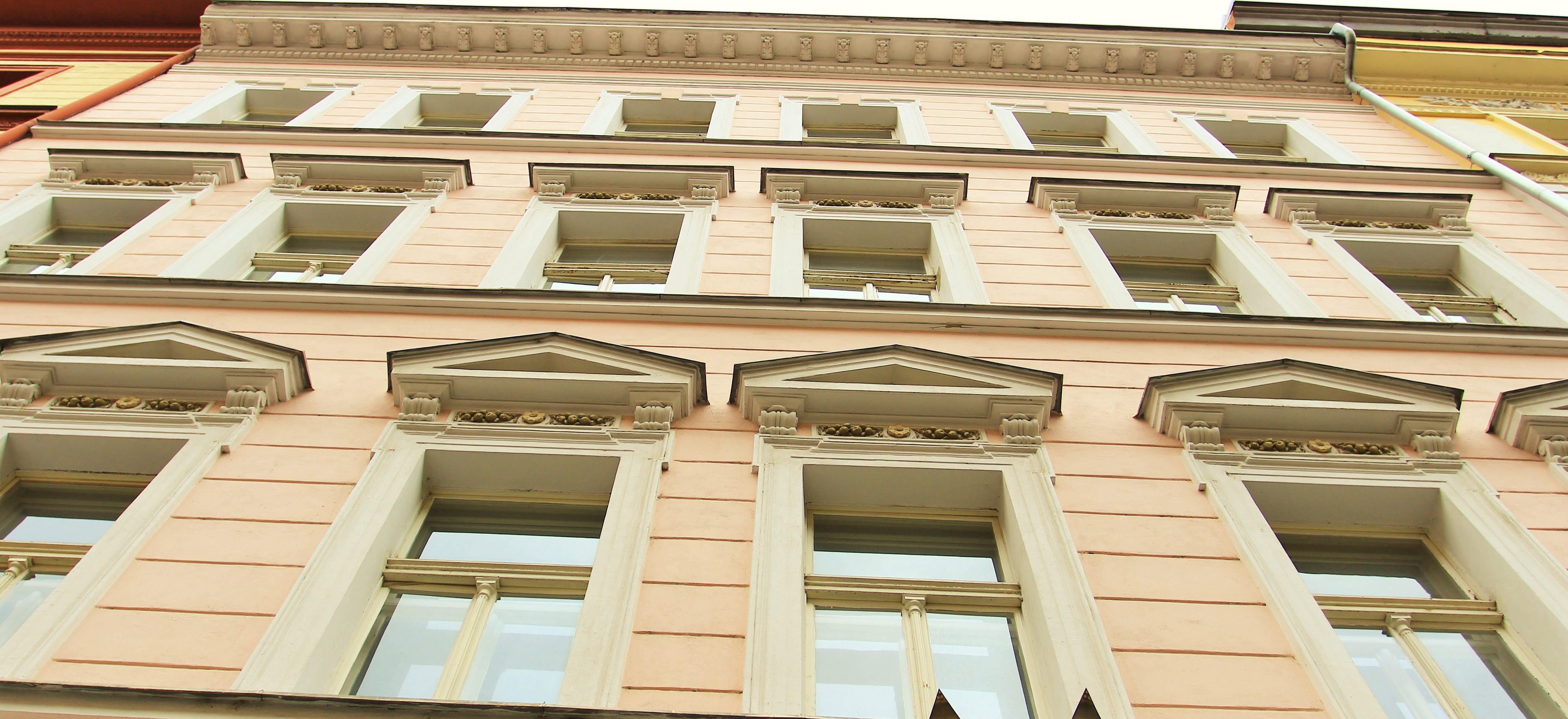 City Crown Hotel